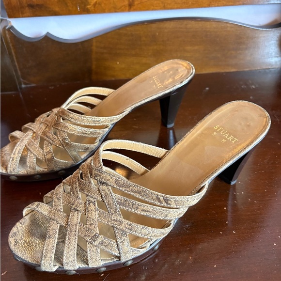 Stuart Weitzman Gold Strappy Heels - Picture 11 of 12